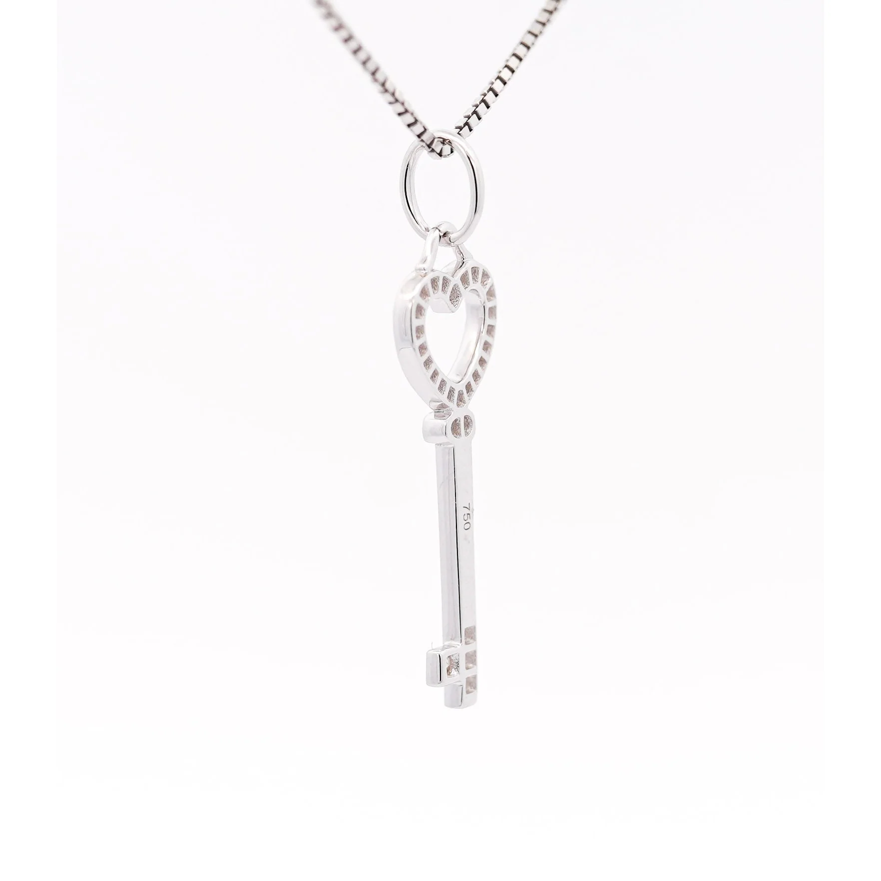 14K White Gold Natural Diamond Key To My Heart Pendant Necklace - Image 6