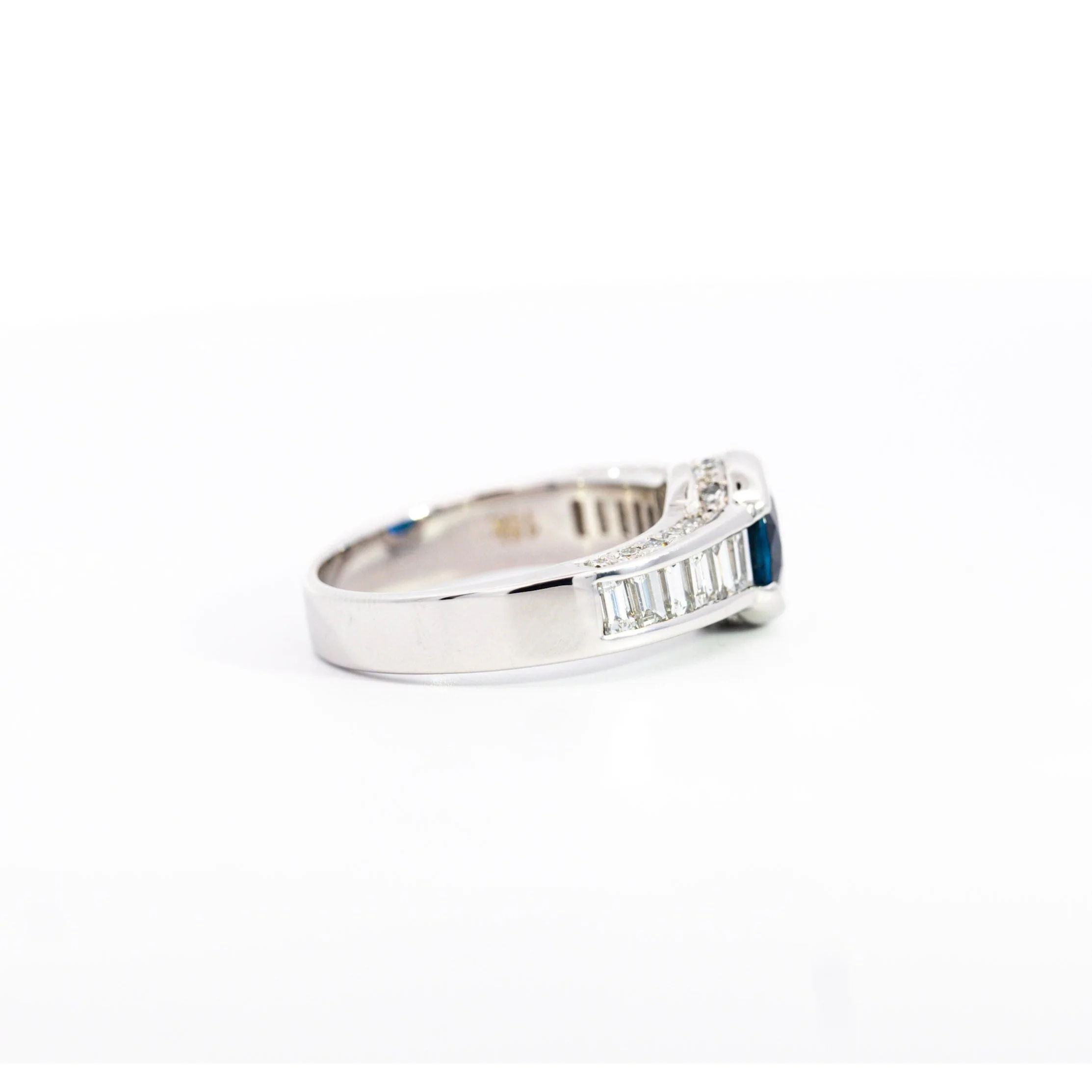 18K White Gold Bezel and Channel Set Oval Cut Blue Sapphire & Baguette Diamond Ring - Image 9