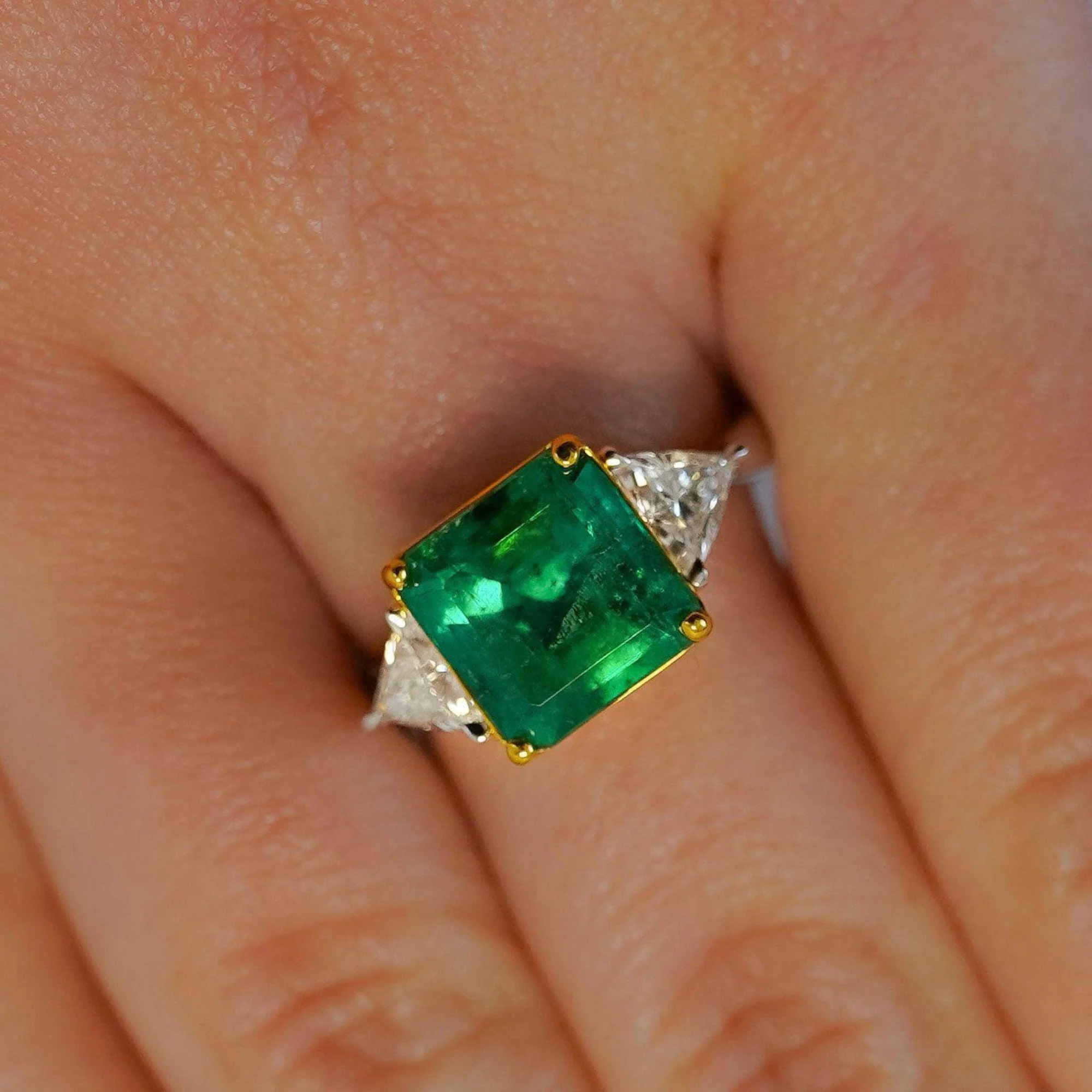 3.5 Carat Emerald & Diamond Three Stone Engagement Ring - Image 13