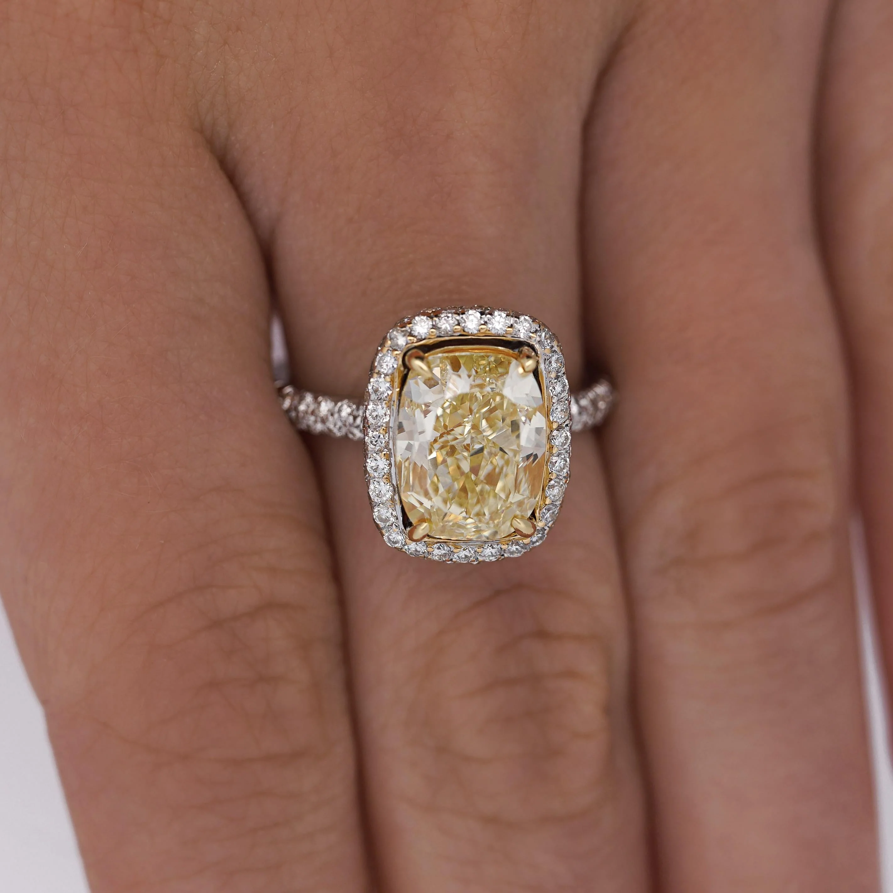4.36 Carat Elongated Cushion Fancy Yellow Diamond Halo 18K Engagement Ring - Image 7