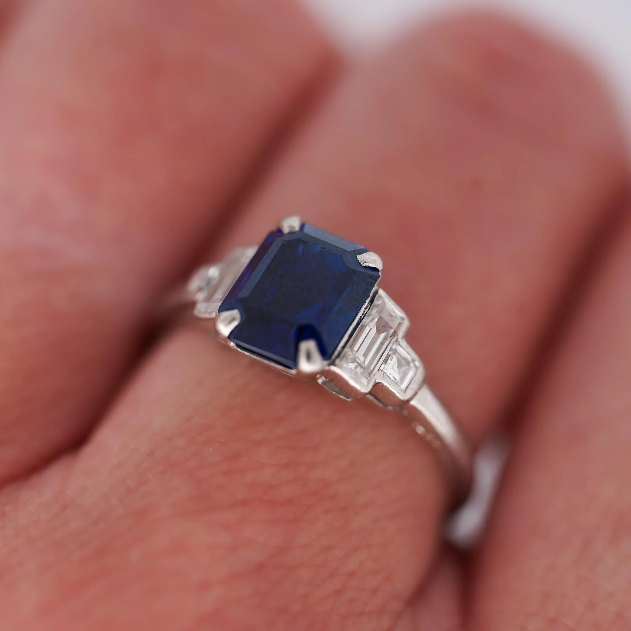 Cartier Paris Art Deco Royal Blue 2.3 Carat No Heat Sapphire and Diamond Ring - Image 17