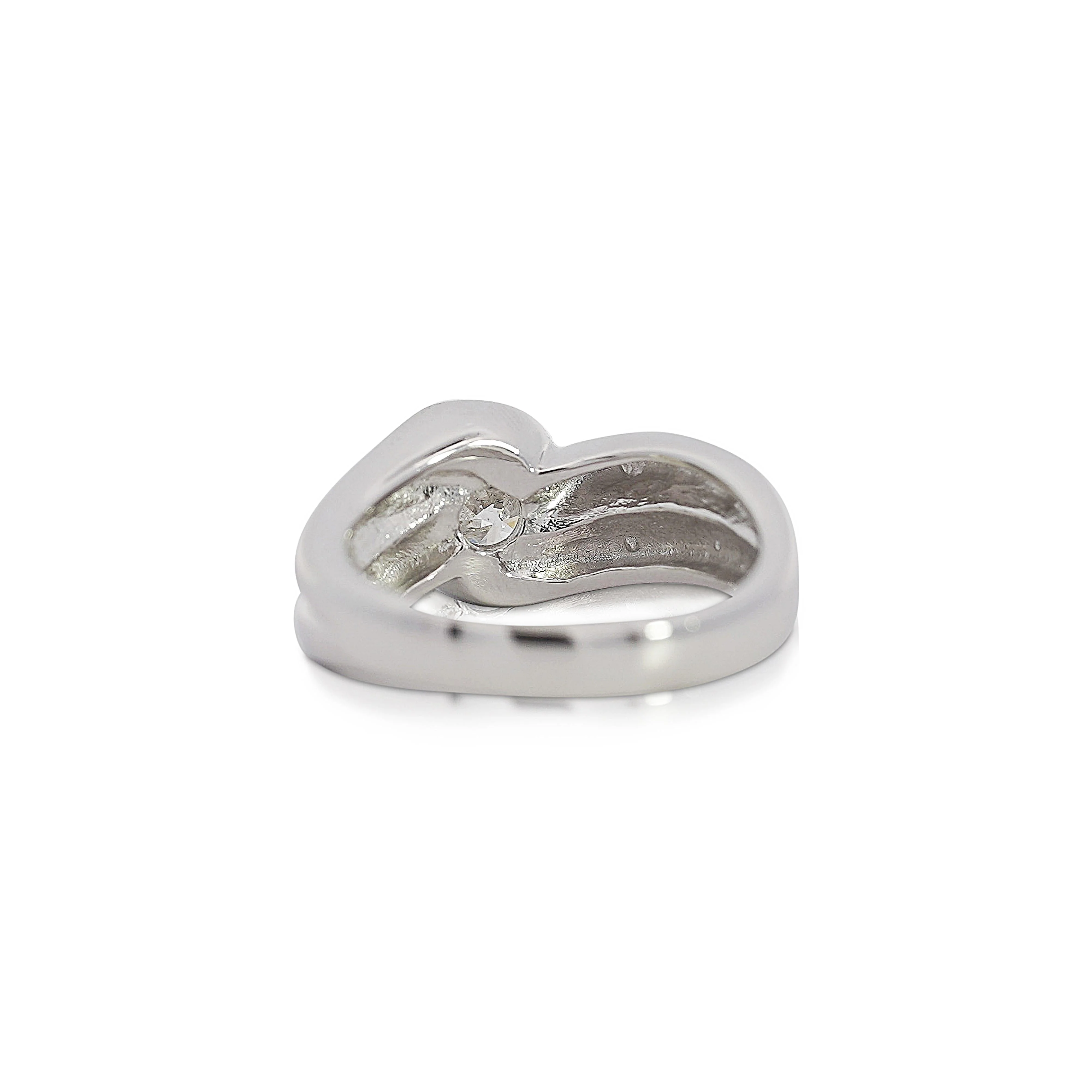 EGL Certified 1.01 Carat Round F-G/SI3 Diamond Platinum Bypass Engagement Ring - Image 8