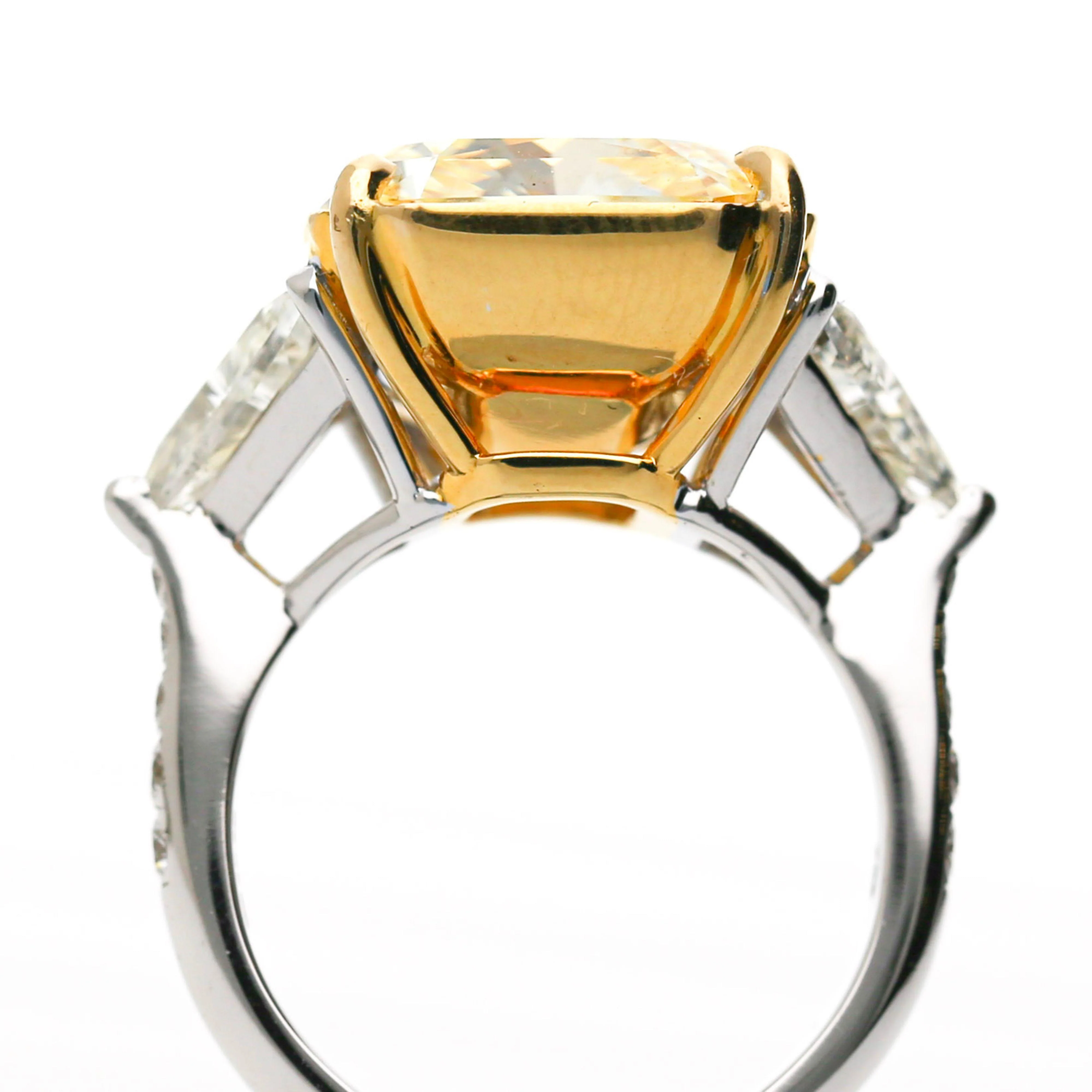 GIA Certified 13.03 Carat Flawless Radiant Fancy Yellow Diamond Ring - Image 6