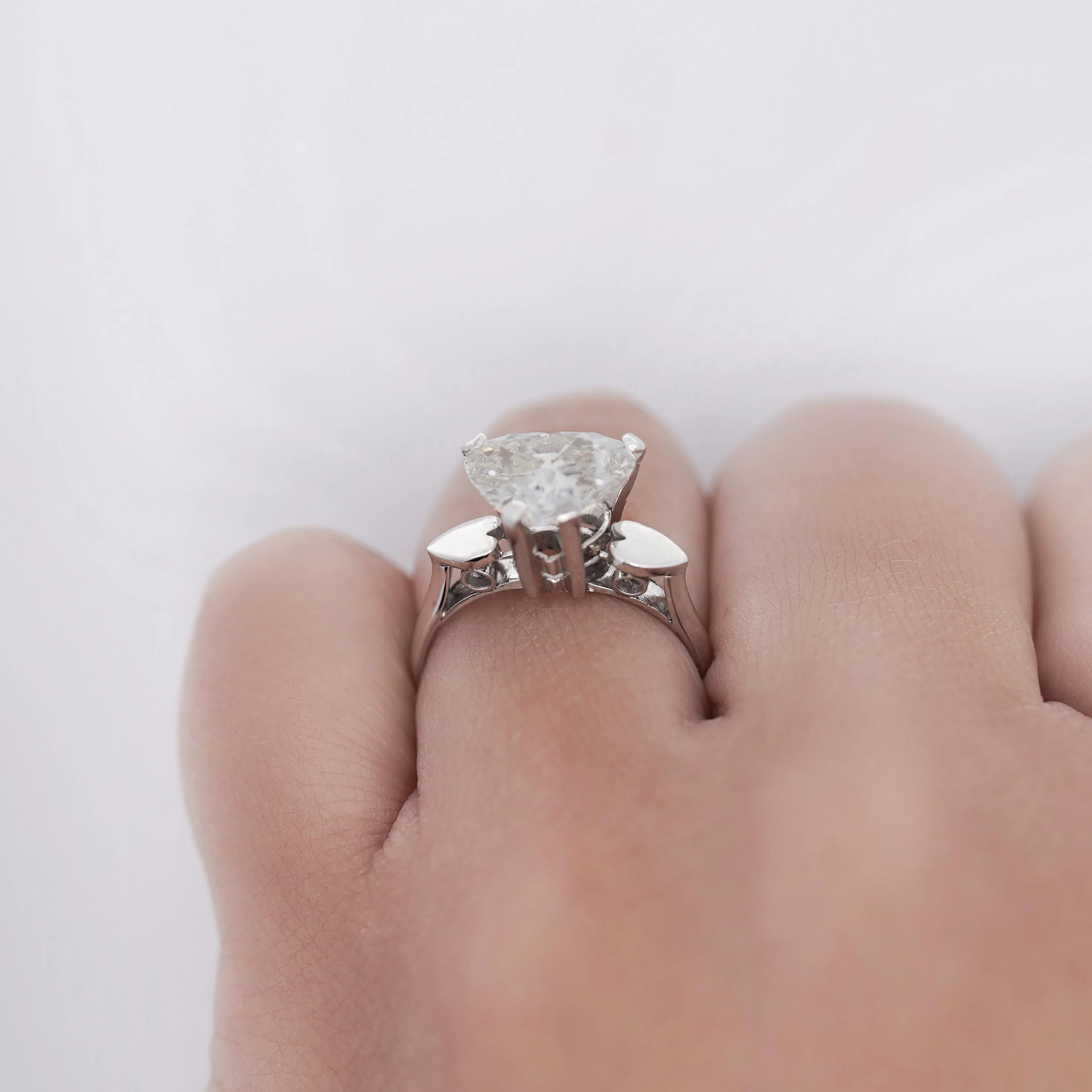 3.06ct Heart Cut K/VS2 GIA Certified Platinum Engagement Ring - Image 3