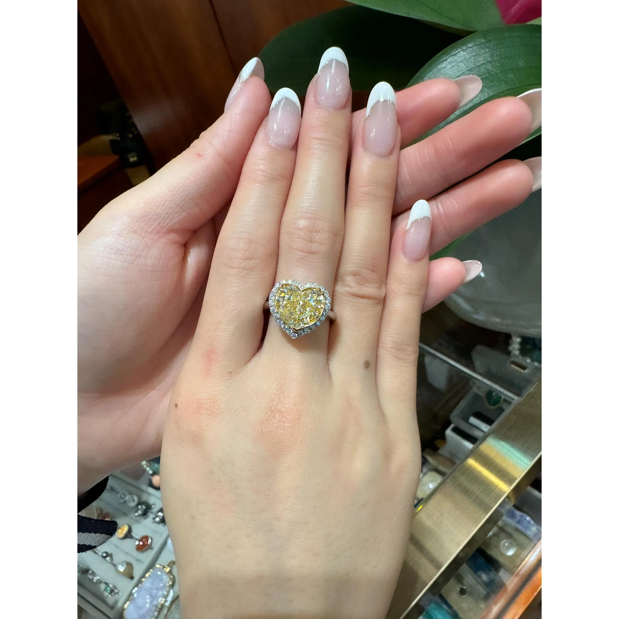 GIA Certified 5.03 Carat Fancy Yellow Heart-Shaped Diamond & Halo 18K Gold Ring - Image 6