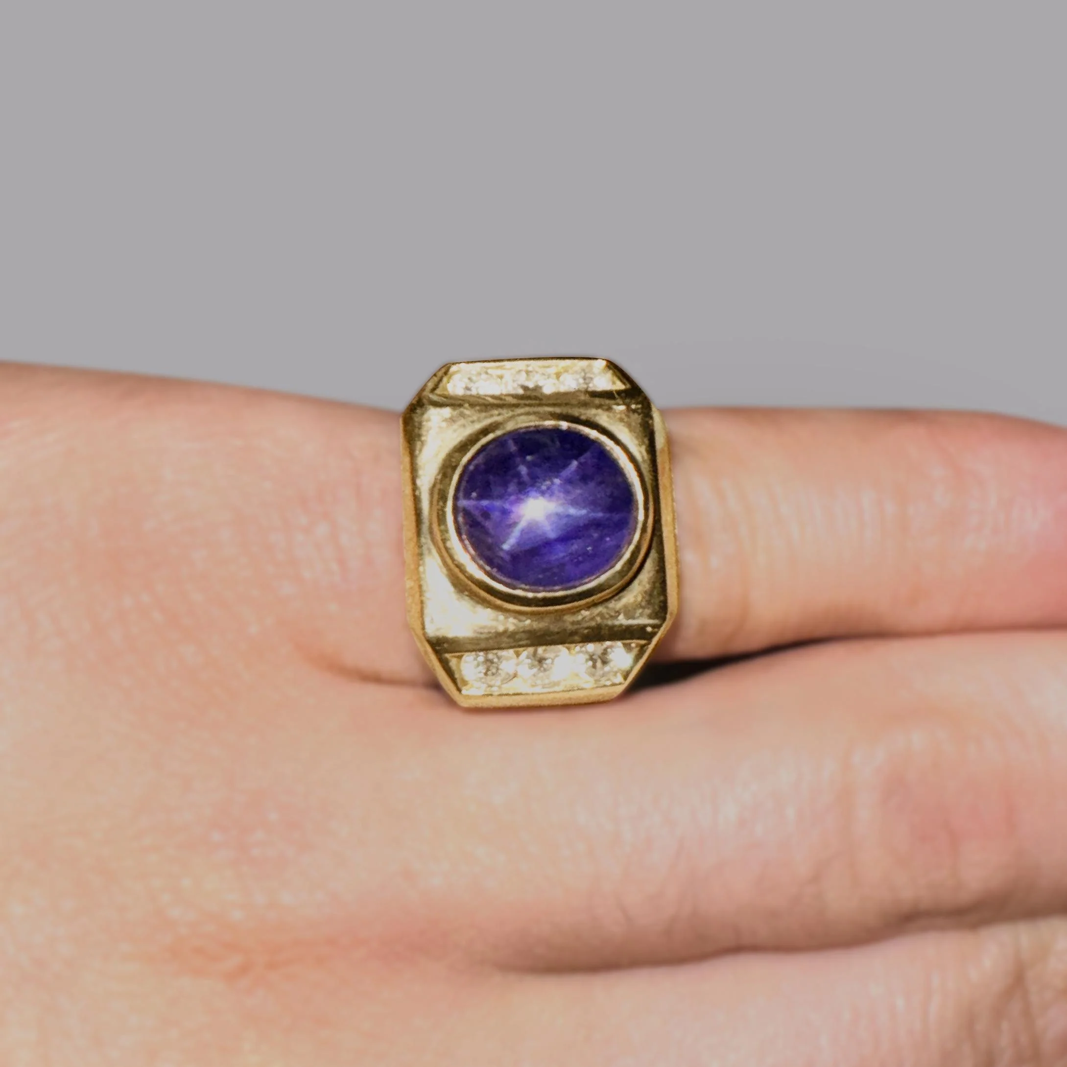 GIA Certified 7.6 Carat Color Change Star Sapphire & Diamond 14K Gold Men's Ring - Image 5