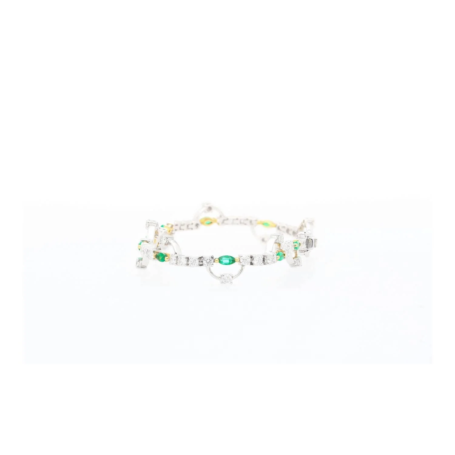 Natural 0.72 Carat Emerald & 2.08 Carat Diamond Charm Bracelet in 18K Gold - Image 3