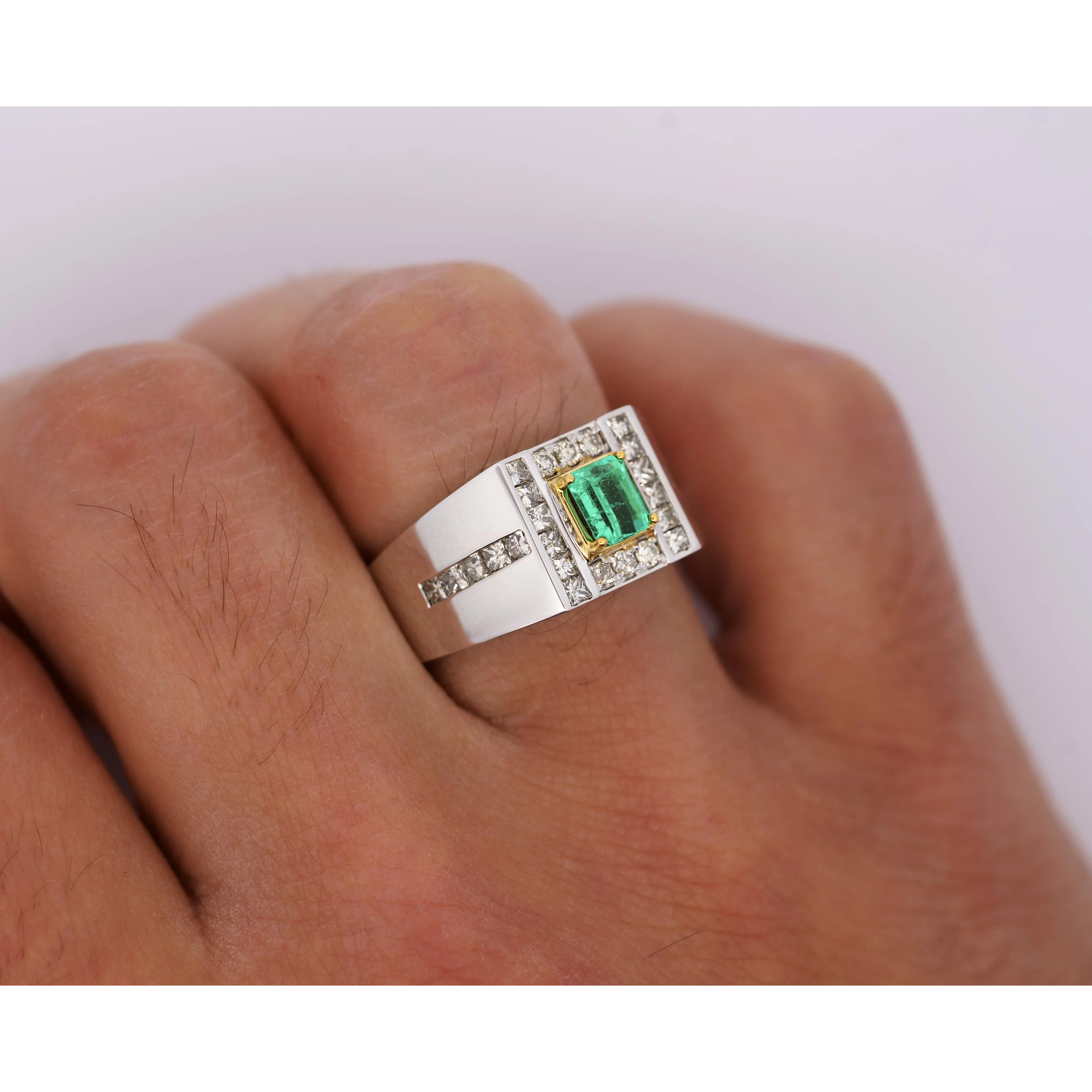 Natural 1.78 Carat Emerald and Diamond 18K Gold Mens Ring - Image 5