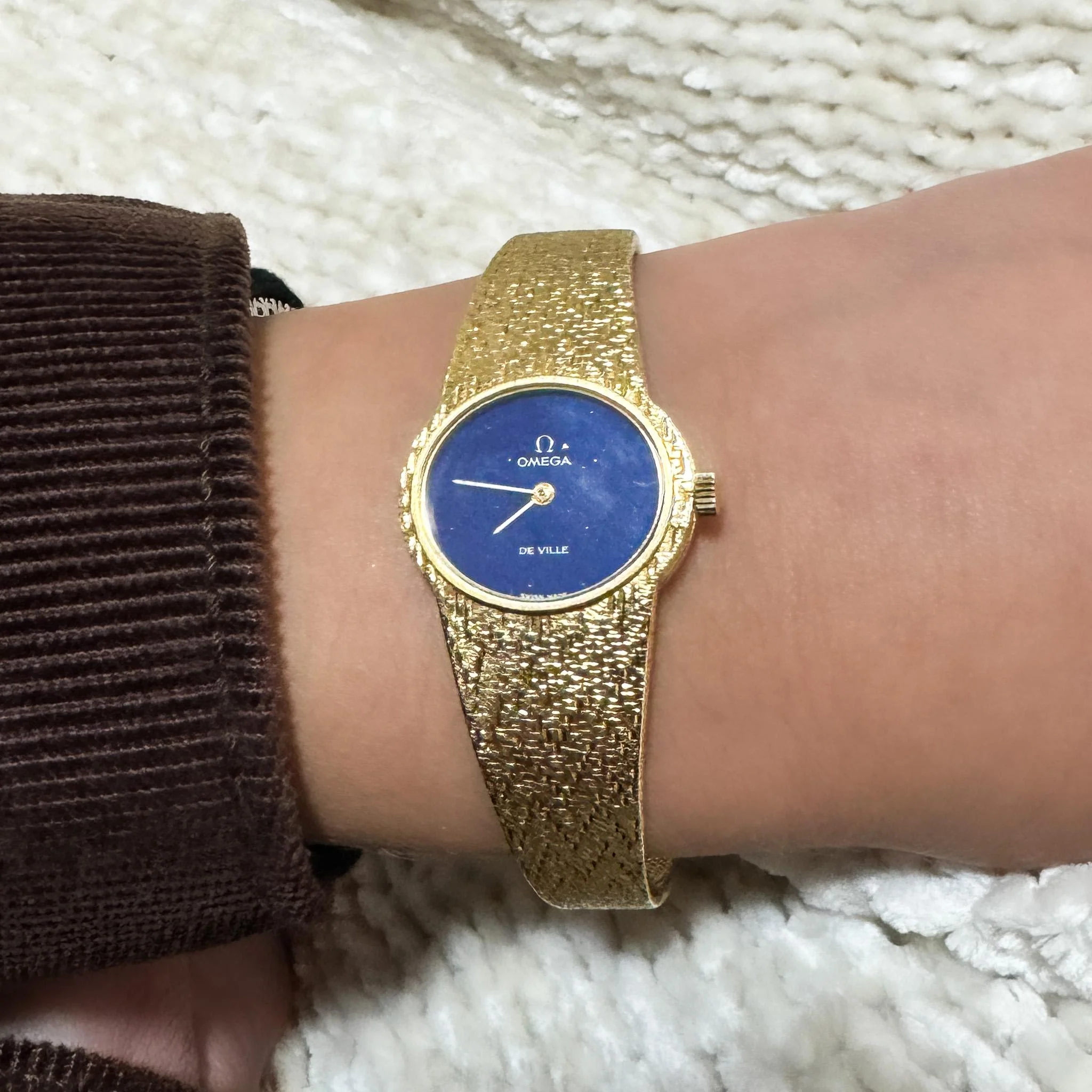 Omega De Ville Lapis Lazuli Dial 18K Gold Manual Wind Watch - Image 9